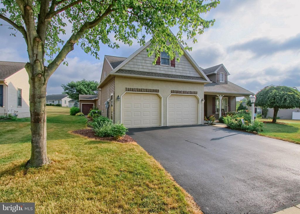 Photo of 1017 Cambridge Drive, Manheim, PA 17545 (MLS # PALA2053600)