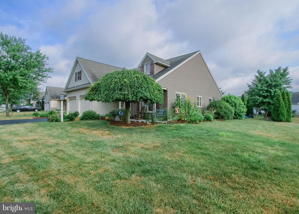 Photo of 1017 Cambridge Drive, Manheim, PA 17545 (MLS # PALA2053600)