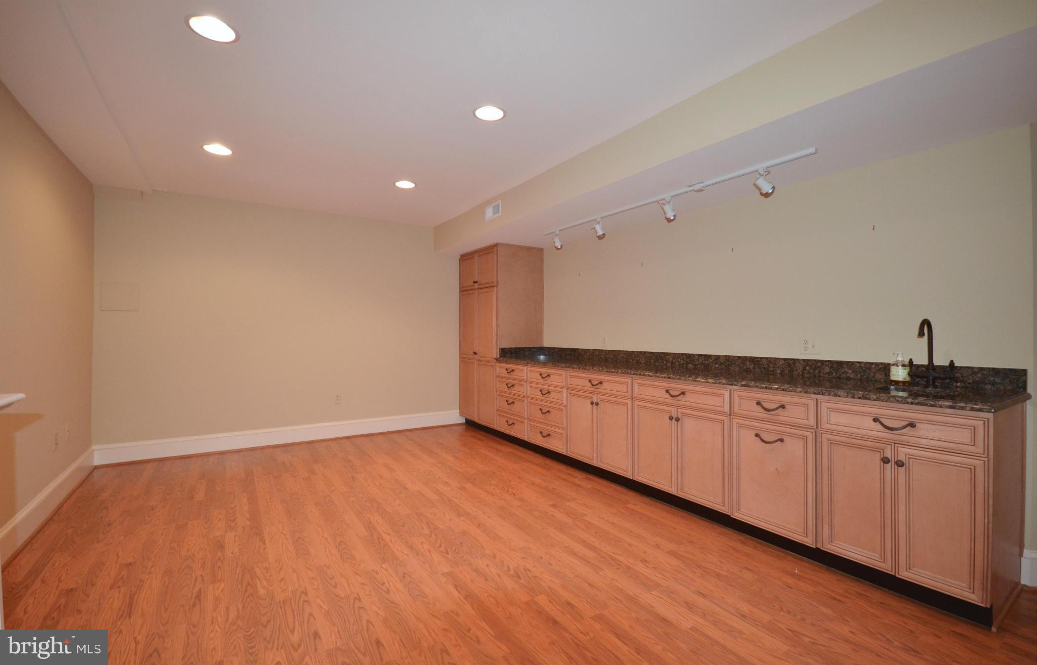 EAGLES NEST - Residential