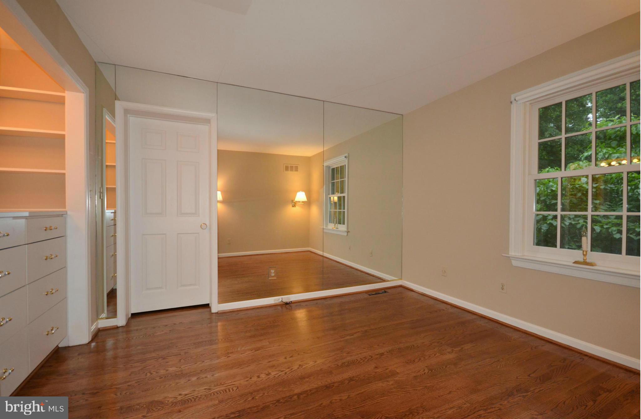 EAGLES NEST - Residential