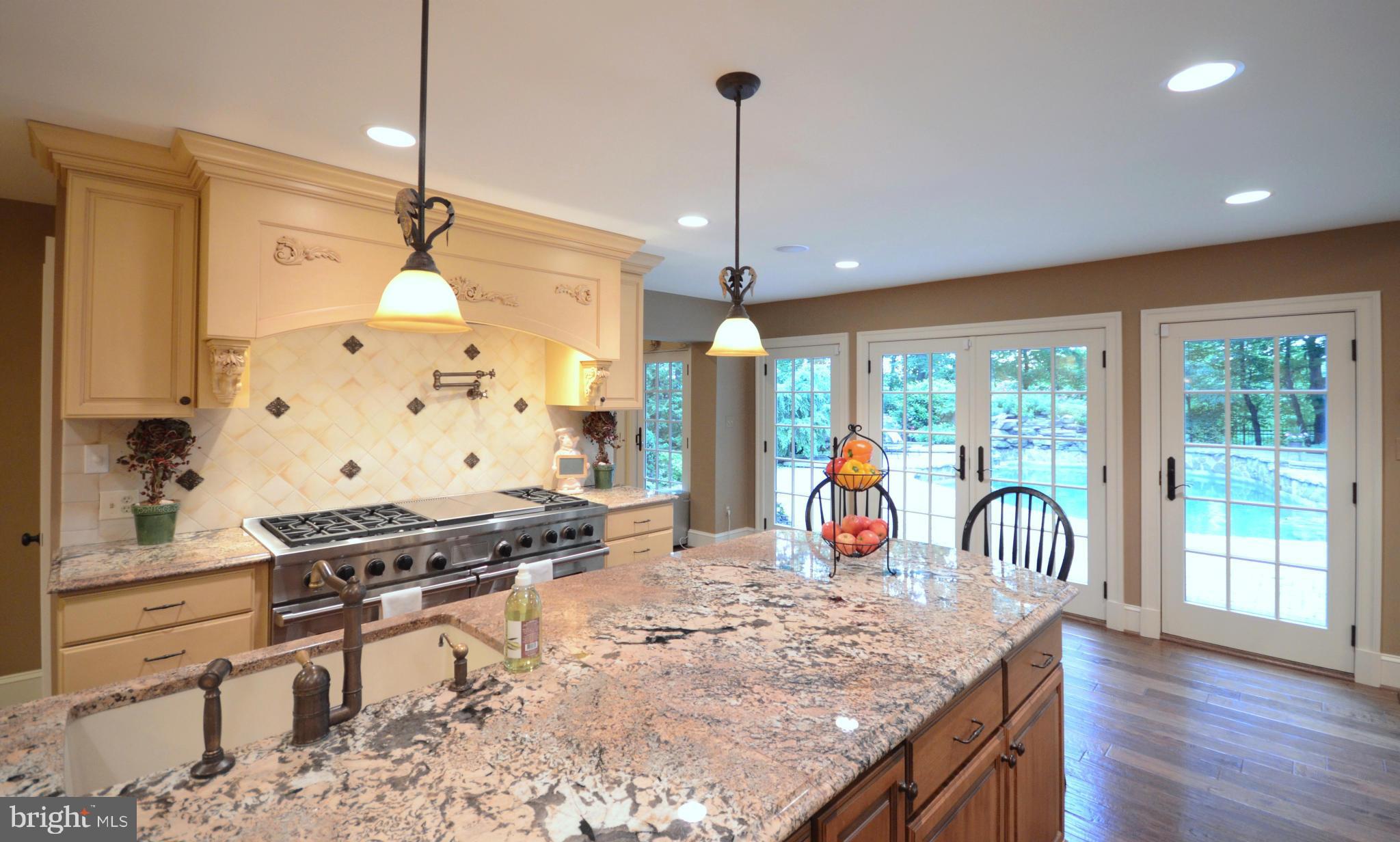 EAGLES NEST - Residential