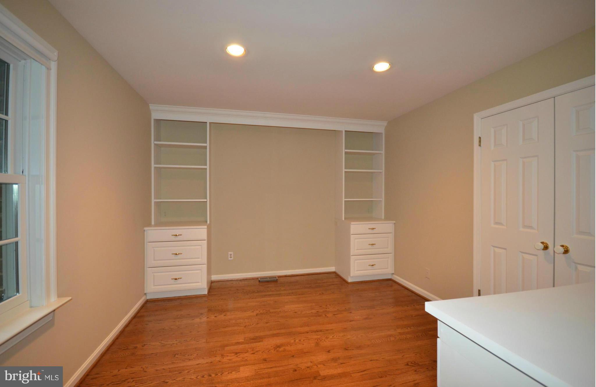 EAGLES NEST - Residential