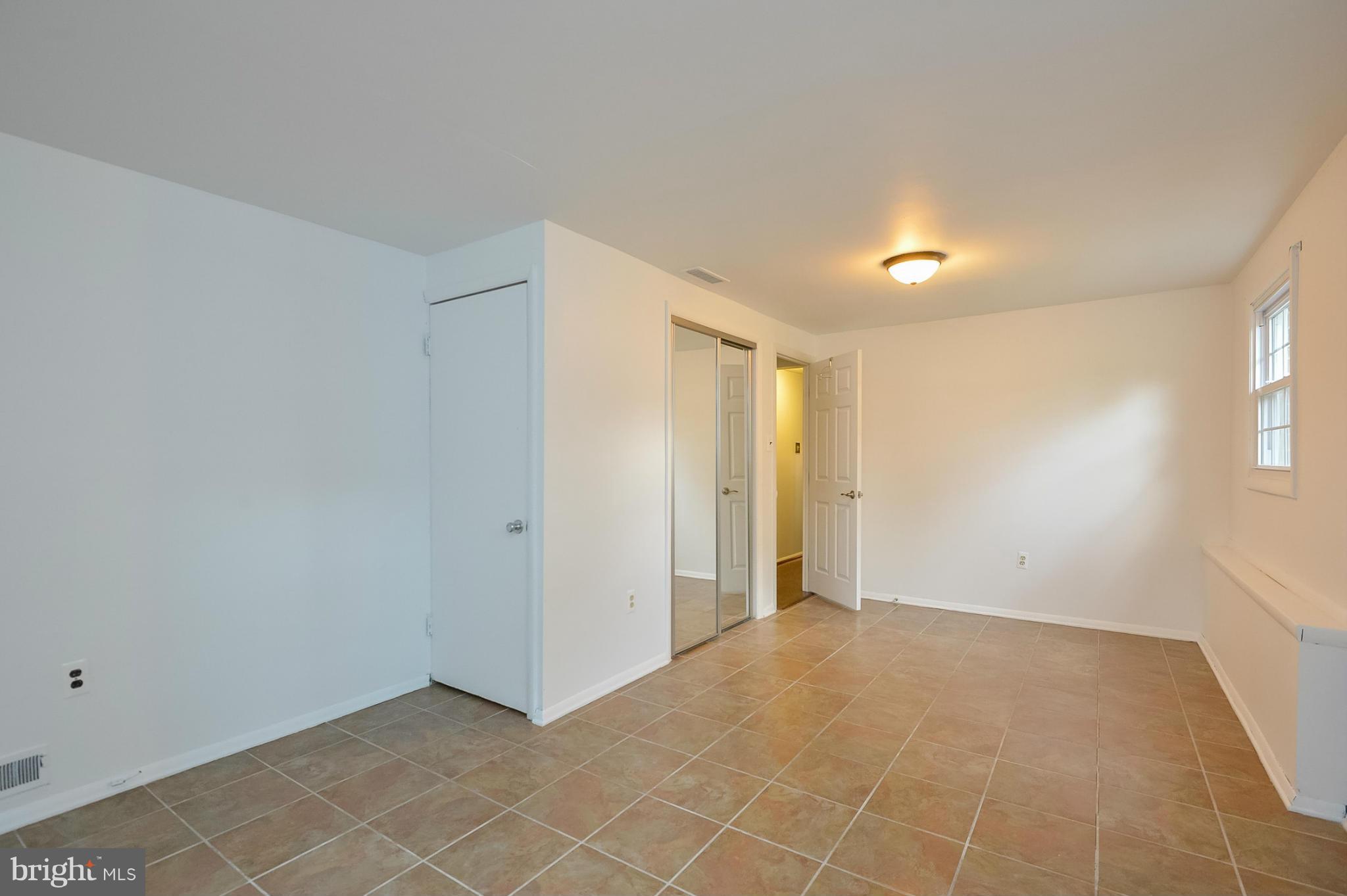 FOUR SEASONS ESTATES - Residential