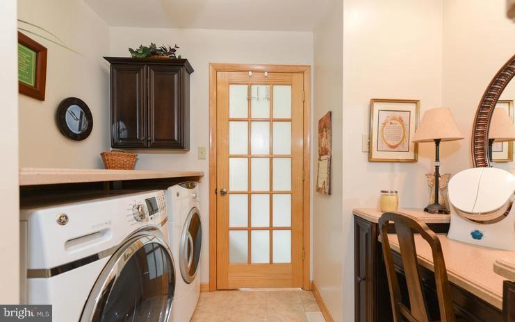 PERRYVILLE - Residential