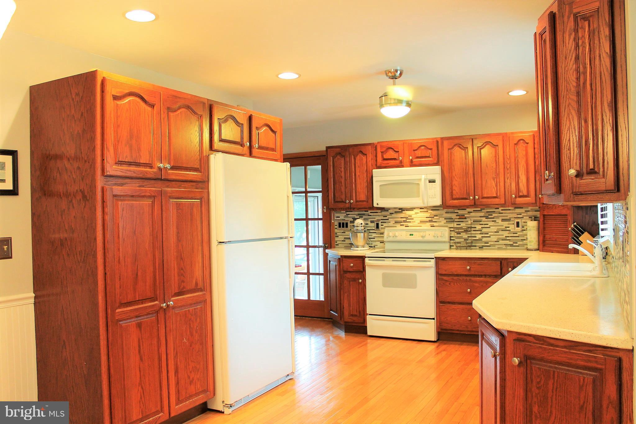 PERRYVILLE - Residential