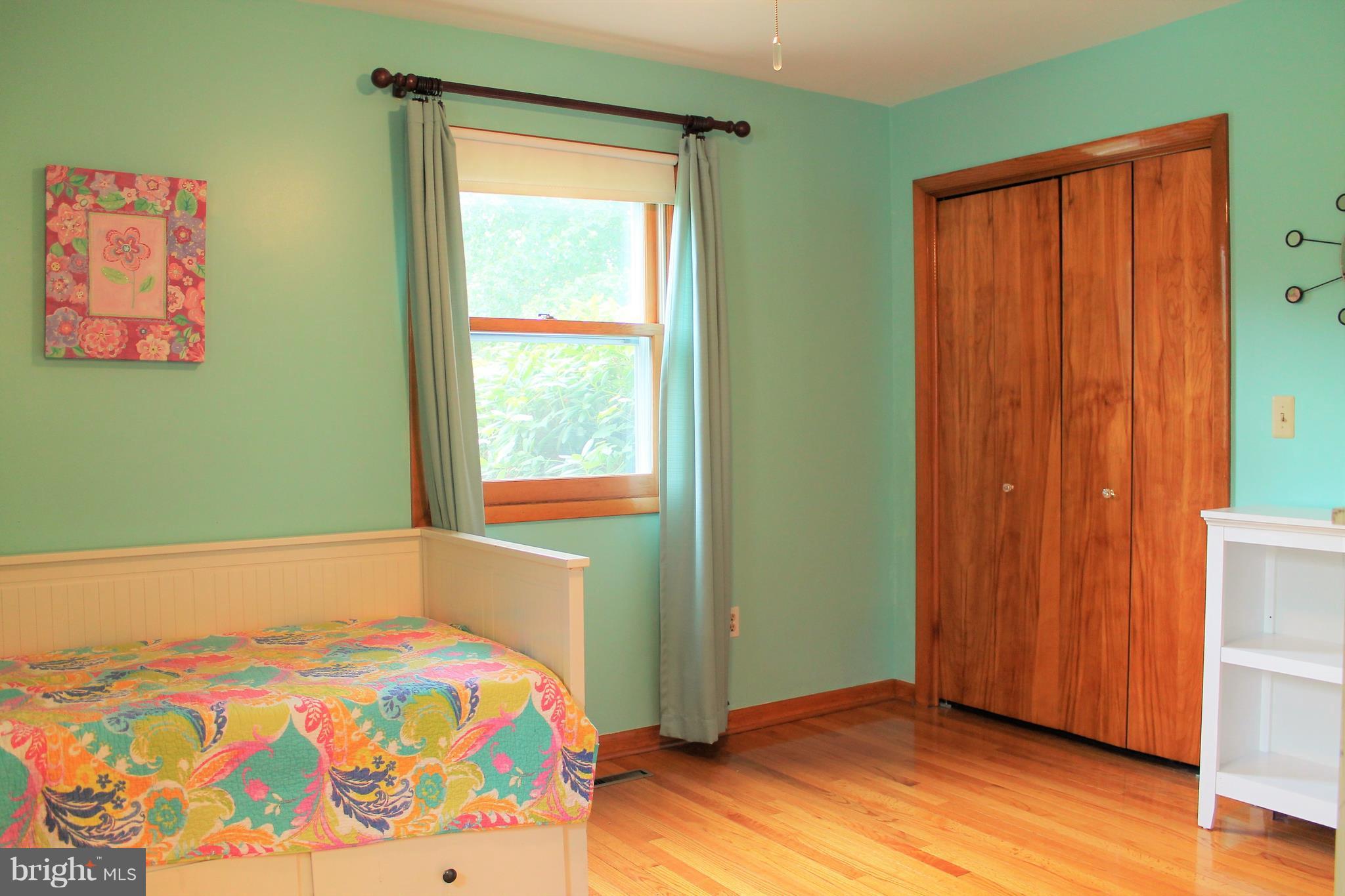 PERRYVILLE - Residential