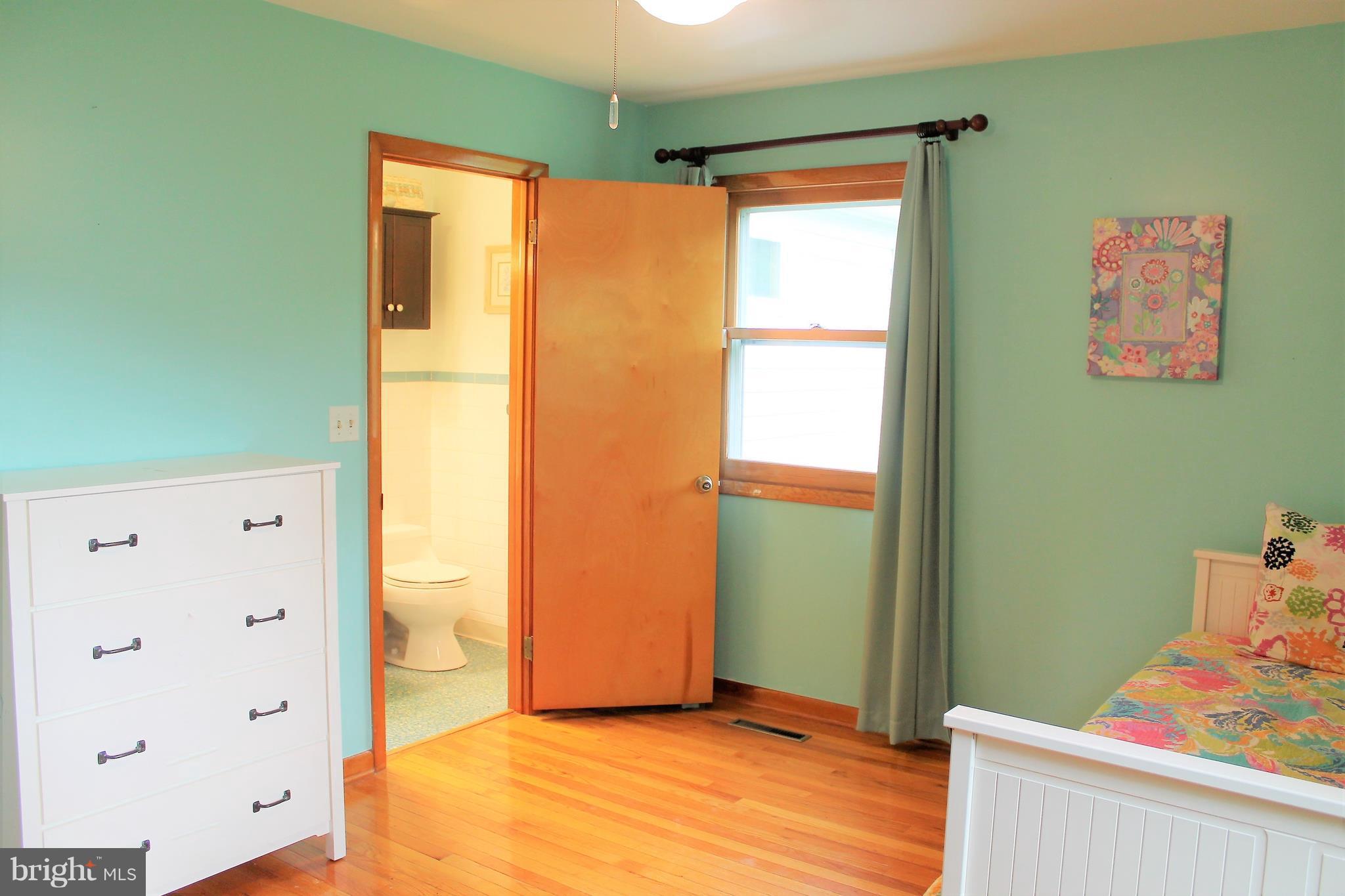 PERRYVILLE - Residential