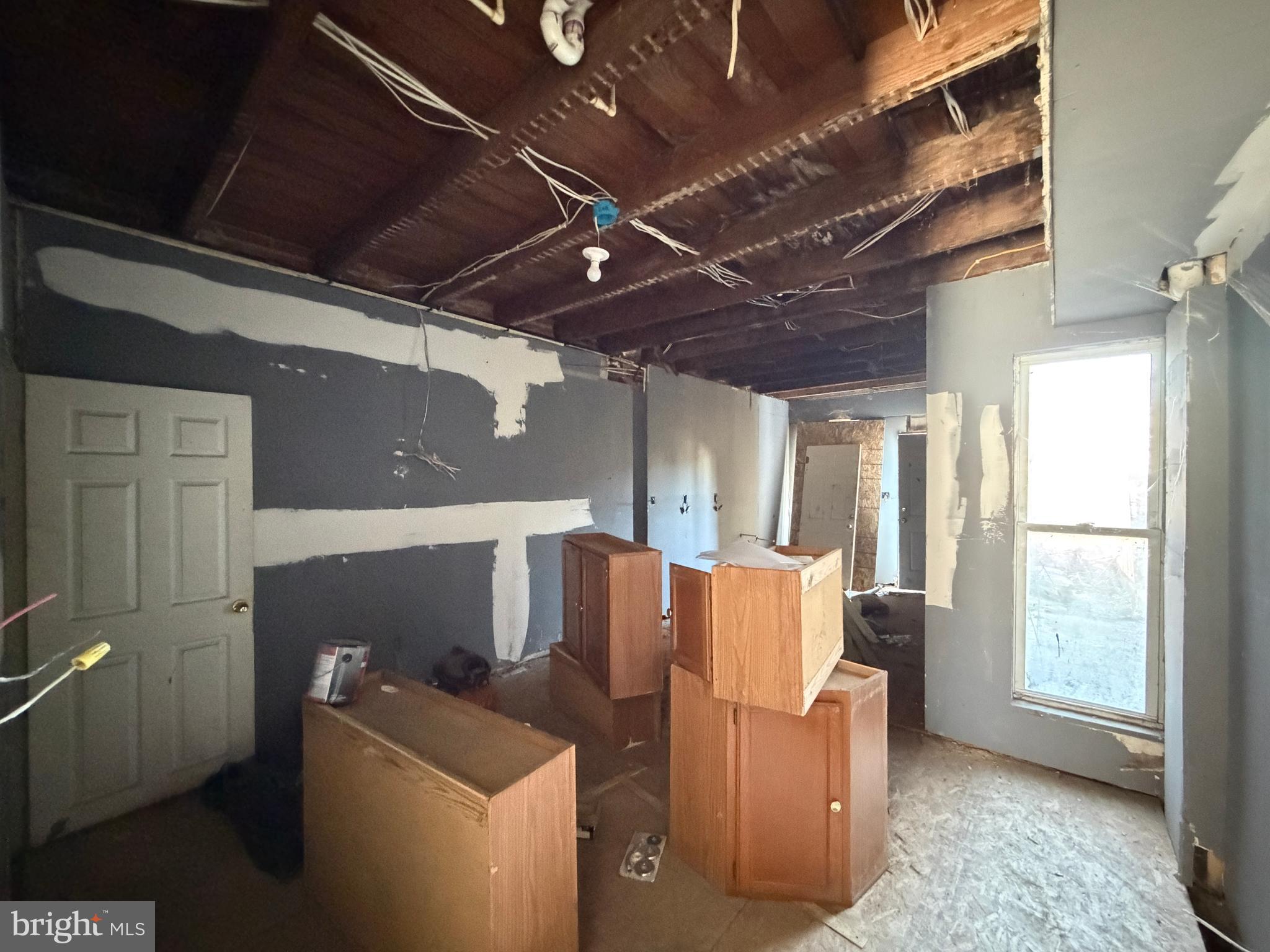 SANDTOWN-WINCHESTER - Residential