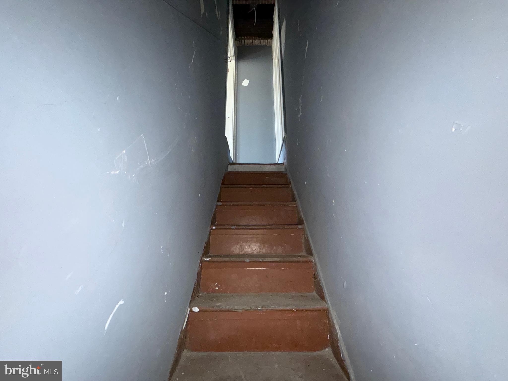 SANDTOWN-WINCHESTER - Residential