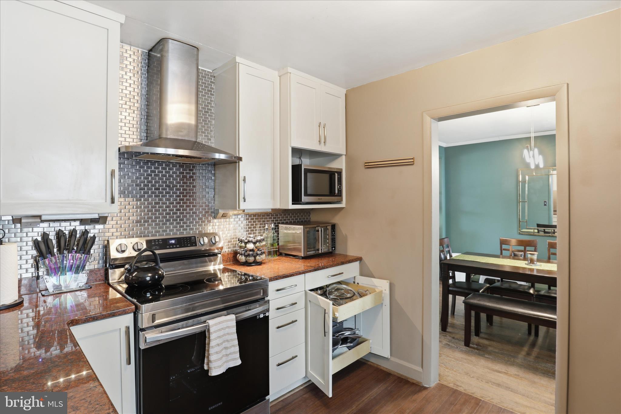 BRADDOCK HEIGHTS - Residential