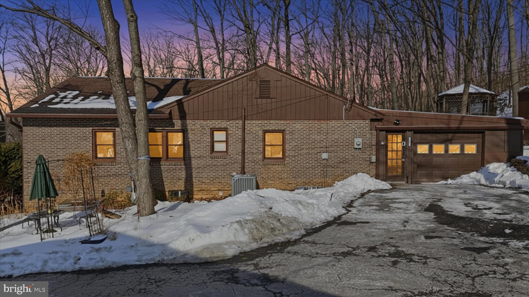 BRADDOCK HEIGHTS - Residential