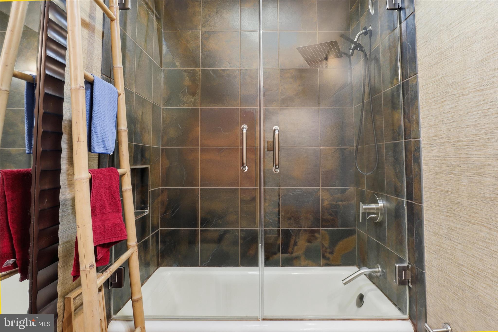 BRADDOCK HEIGHTS - Residential