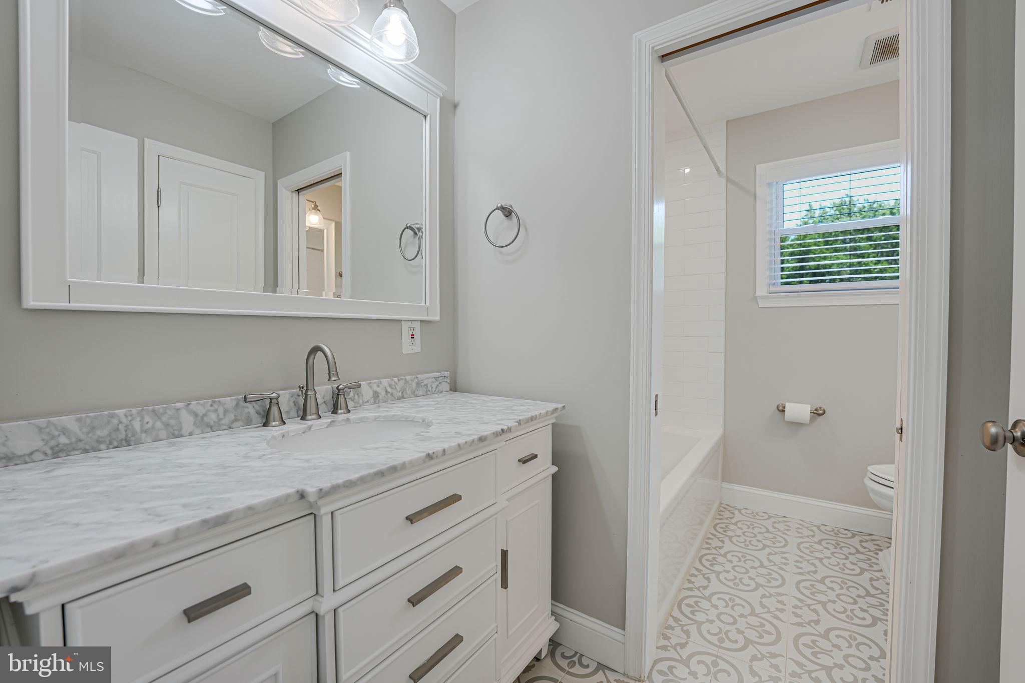 STRATFORD ON THE POTOMAC - Residential Lease