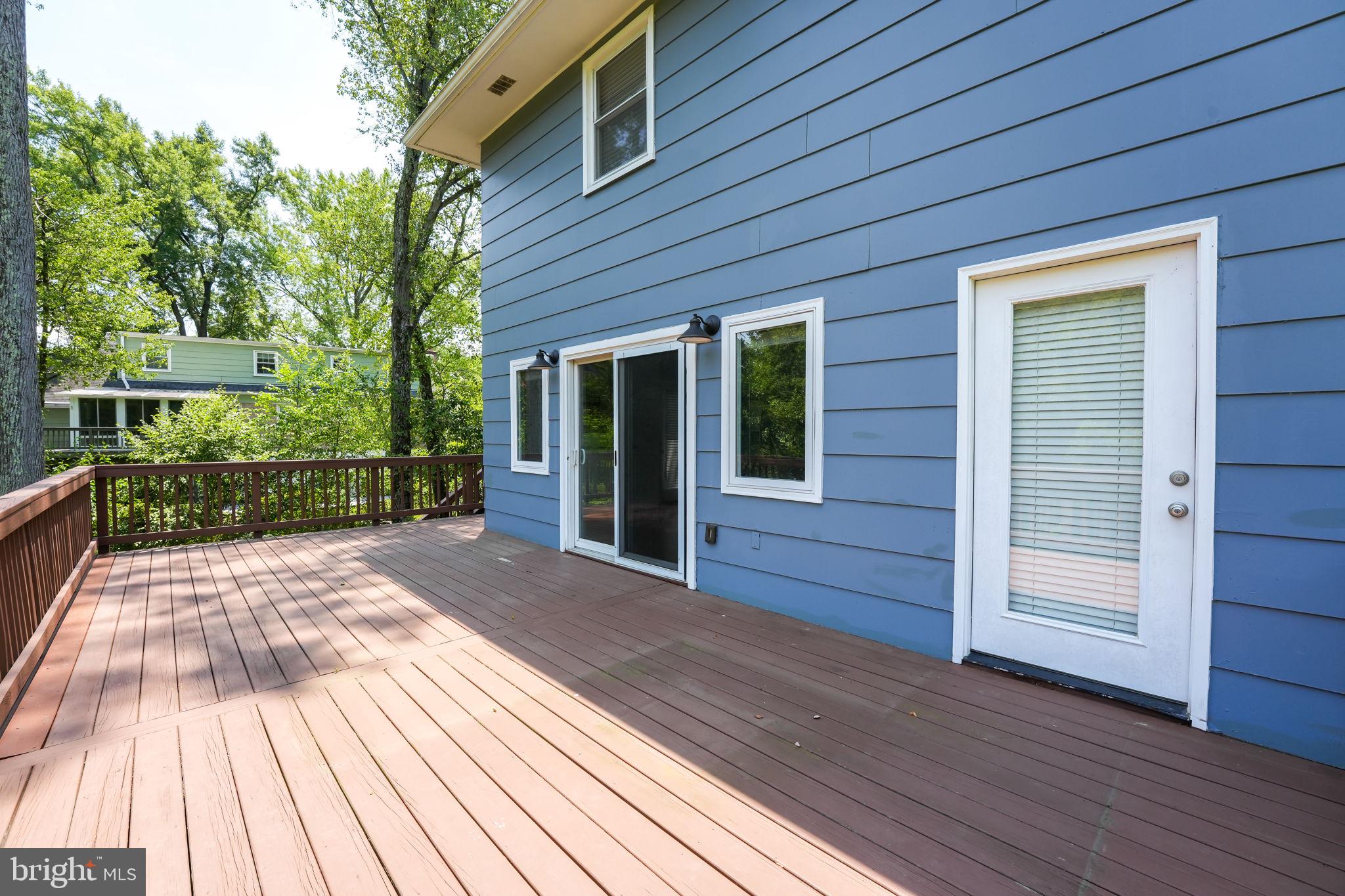 STRATFORD ON THE POTOMAC - Residential Lease