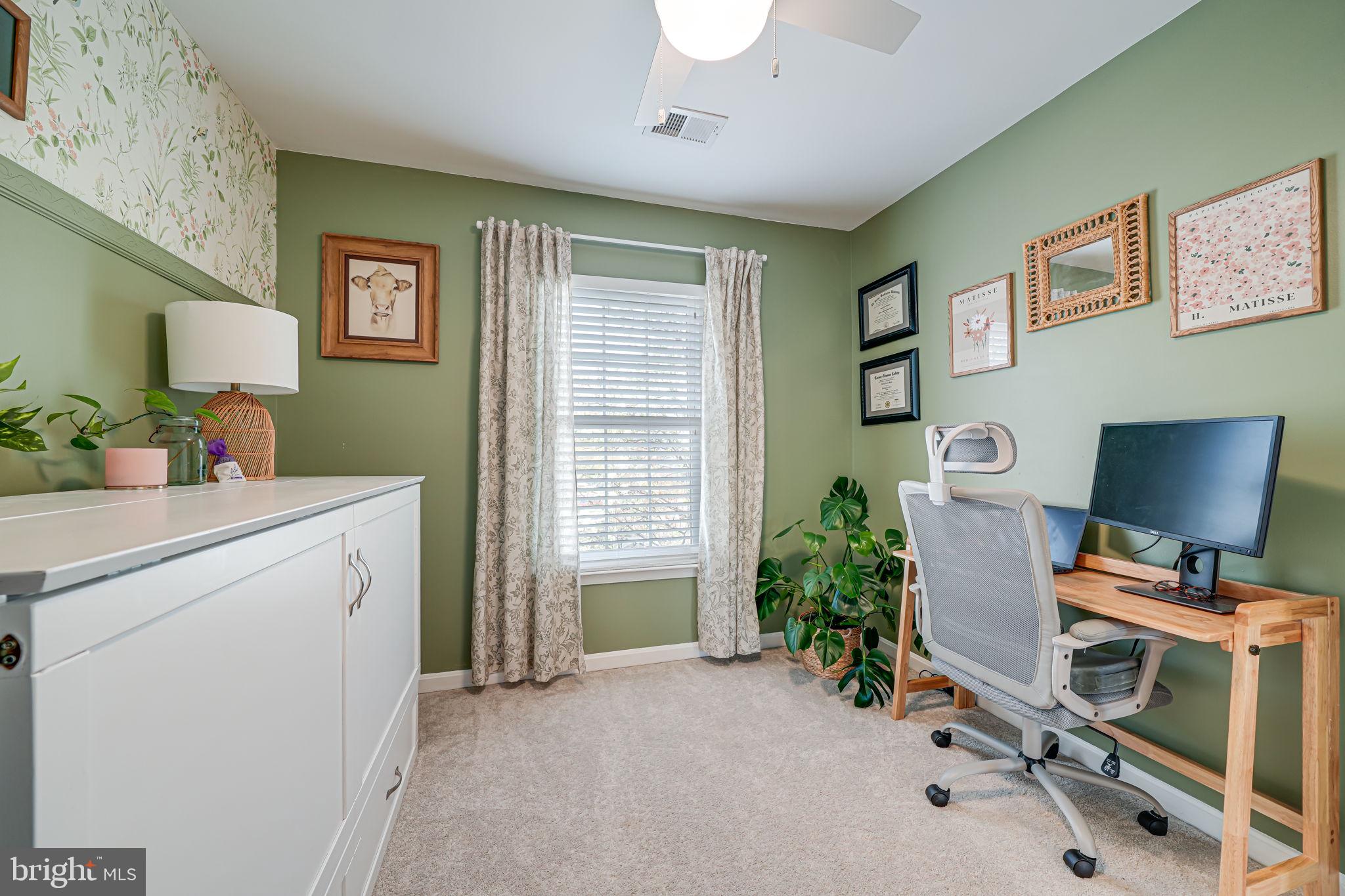 FAIR LAKES - Residential