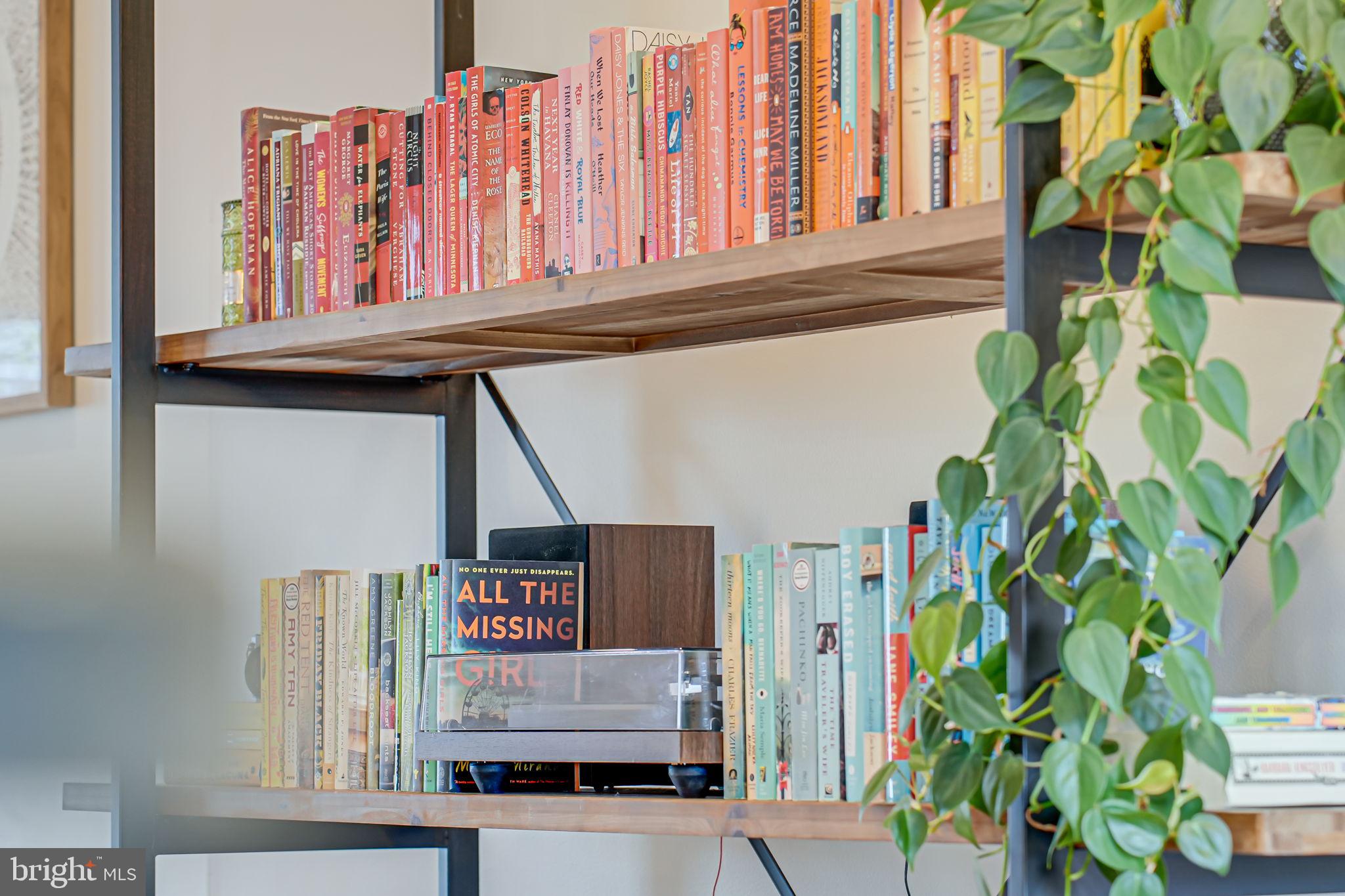 FAIR LAKES - Residential