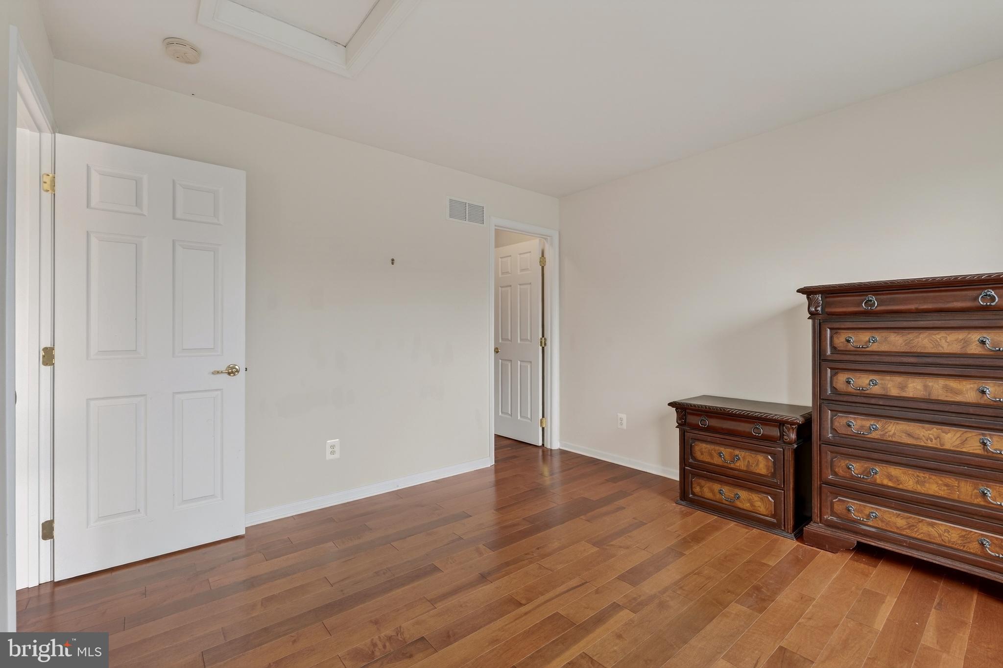 PATRIOTS GLEN - Residential