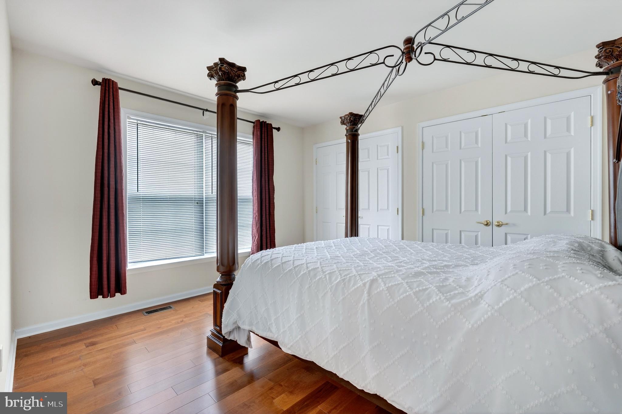 PATRIOTS GLEN - Residential