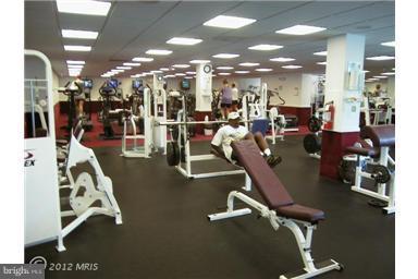 KINGSTOWNE - Residential Lease