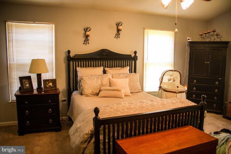 KINGSTOWNE - Residential Lease