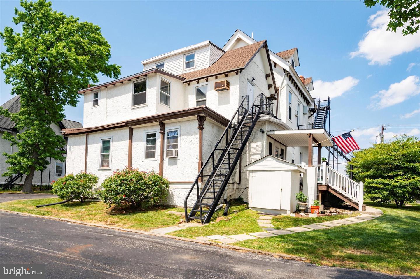 112 N SWARTHMORE AVENUE APT 5