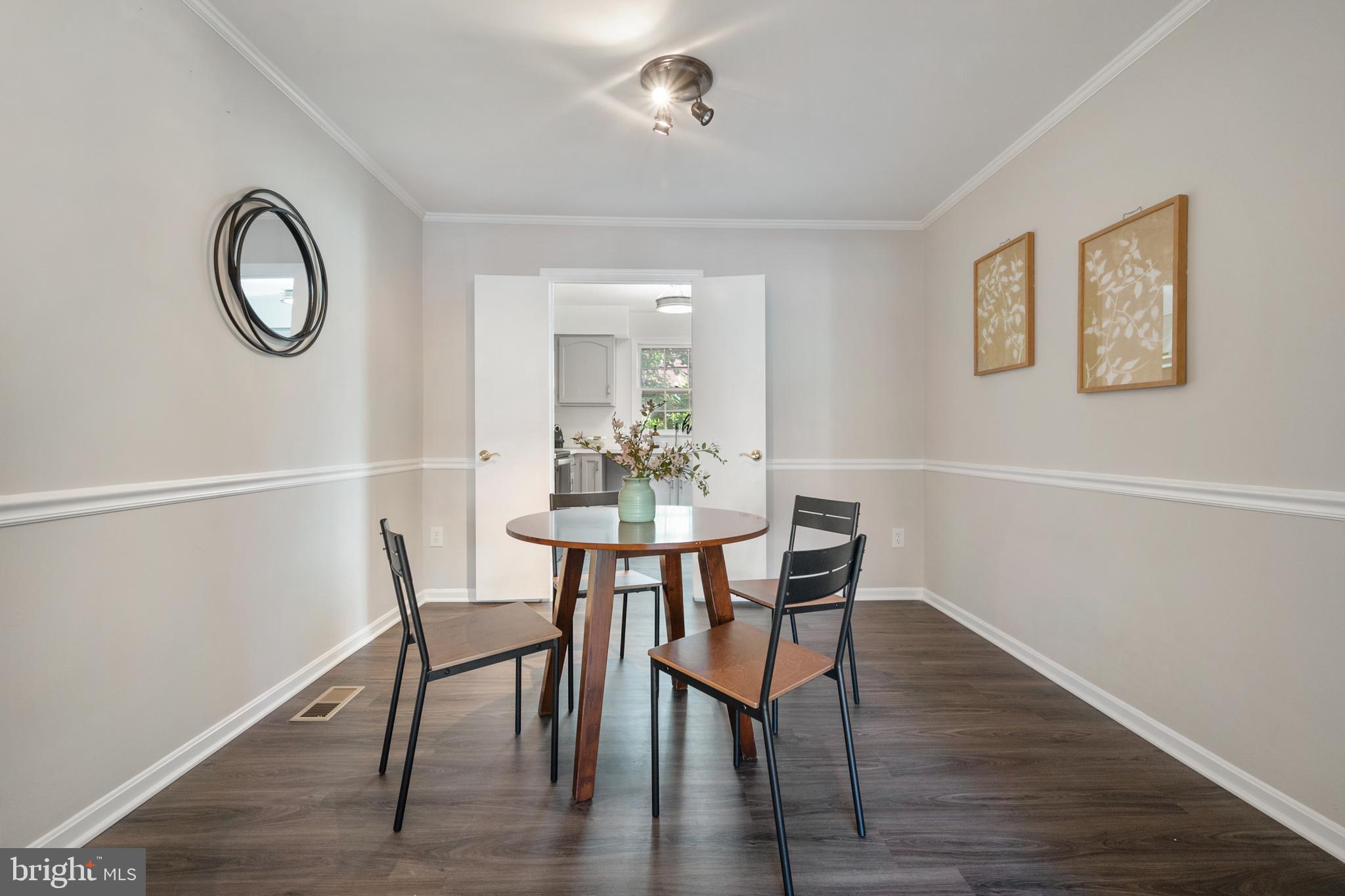 KINGS PARK WEST - Residential