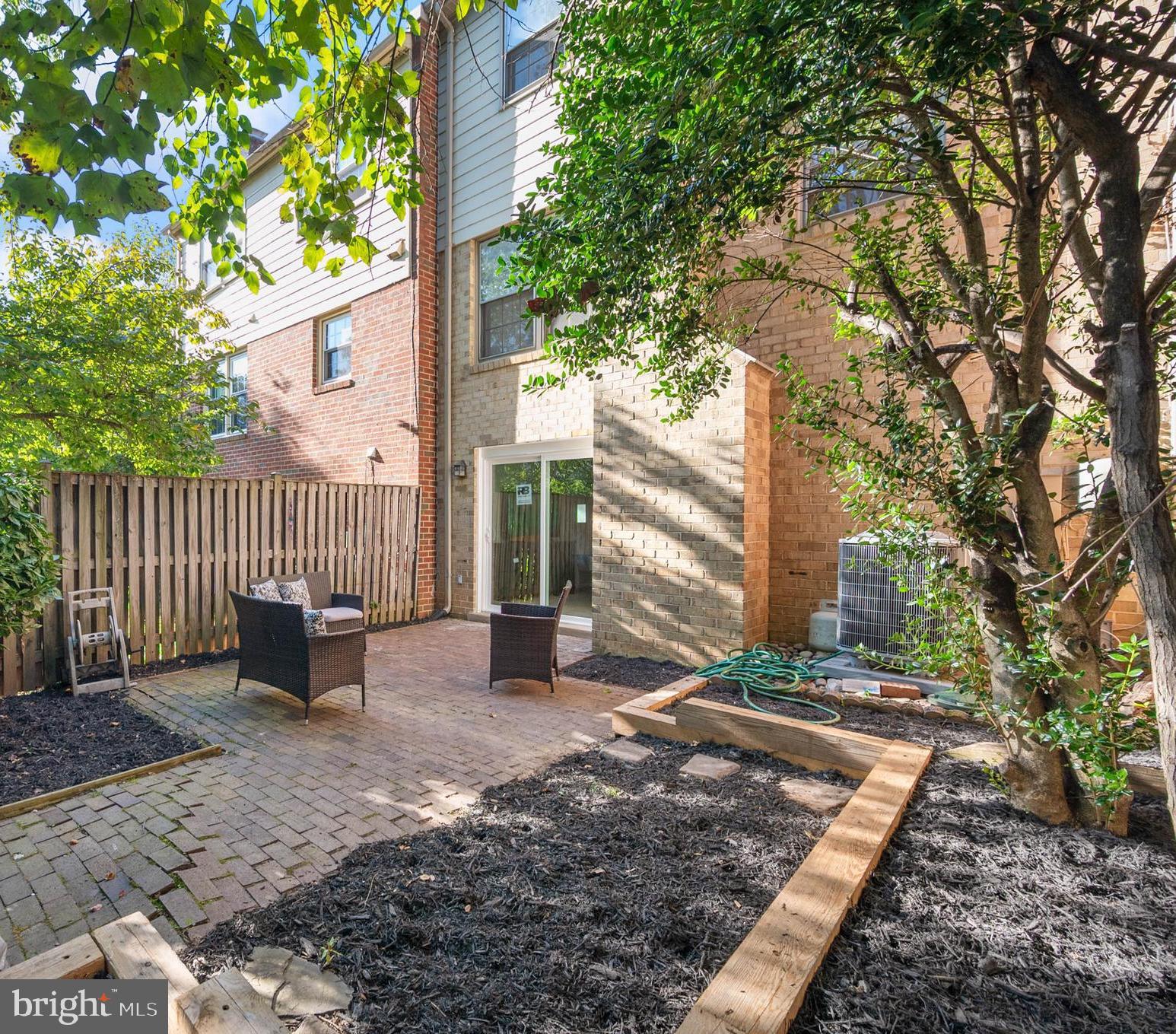 KINGS PARK WEST - Residential