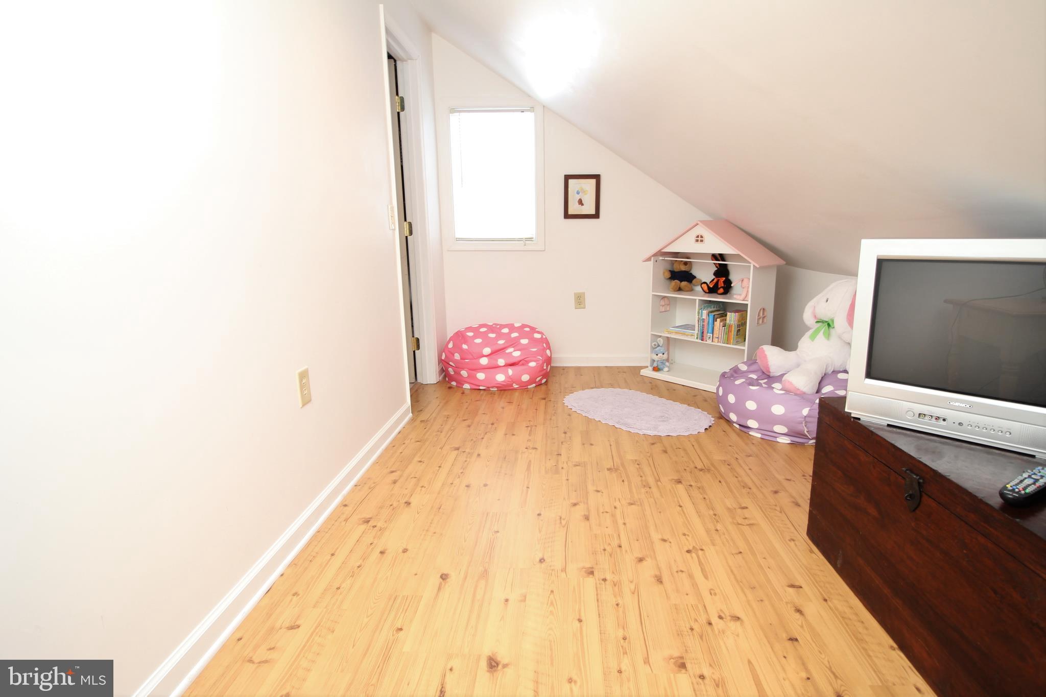 FOX POINT - Residential