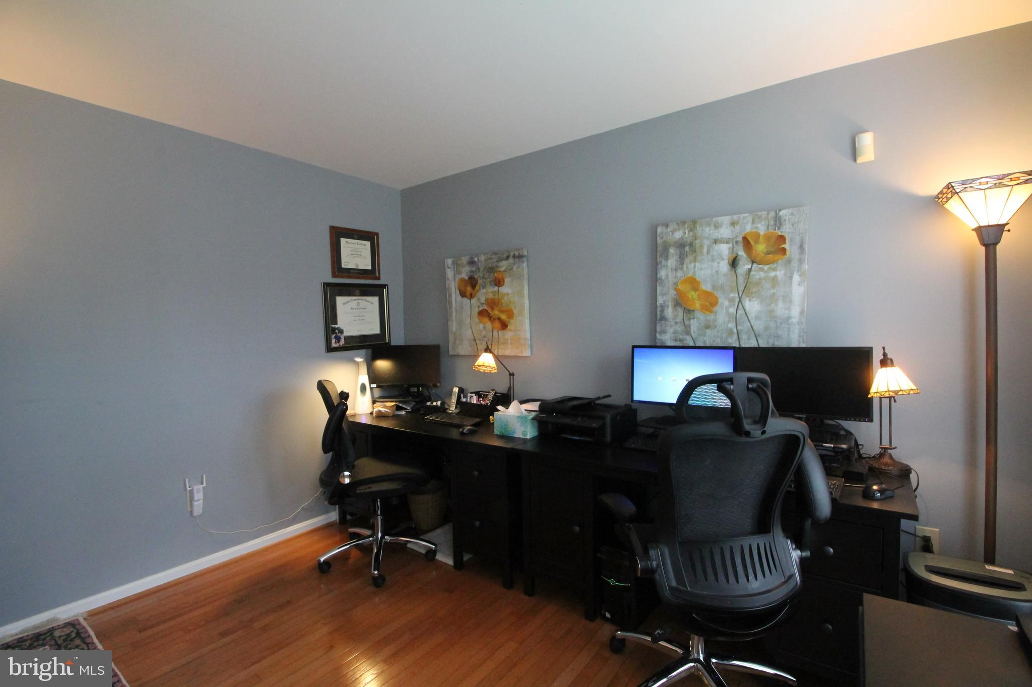 FOX POINT - Residential