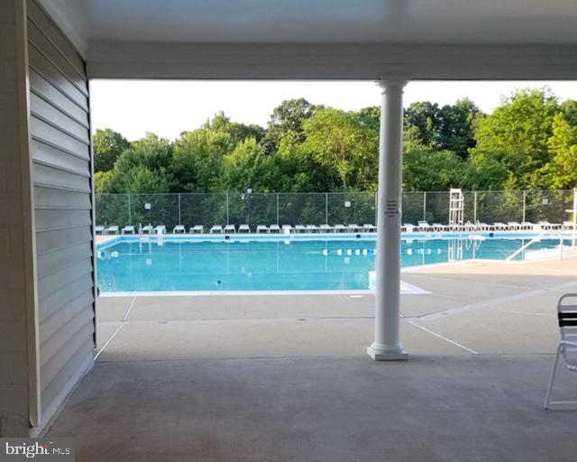 FOX POINT - Residential