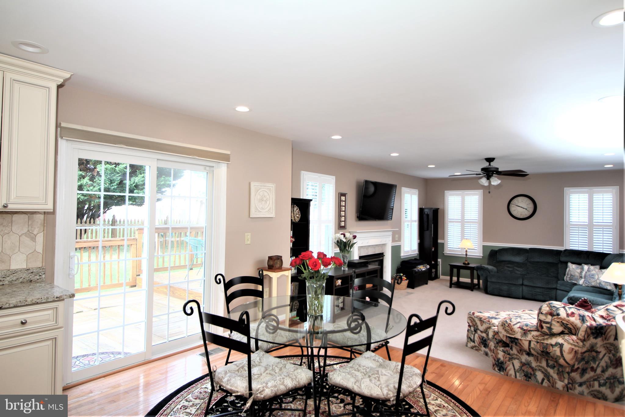 FOX POINT - Residential