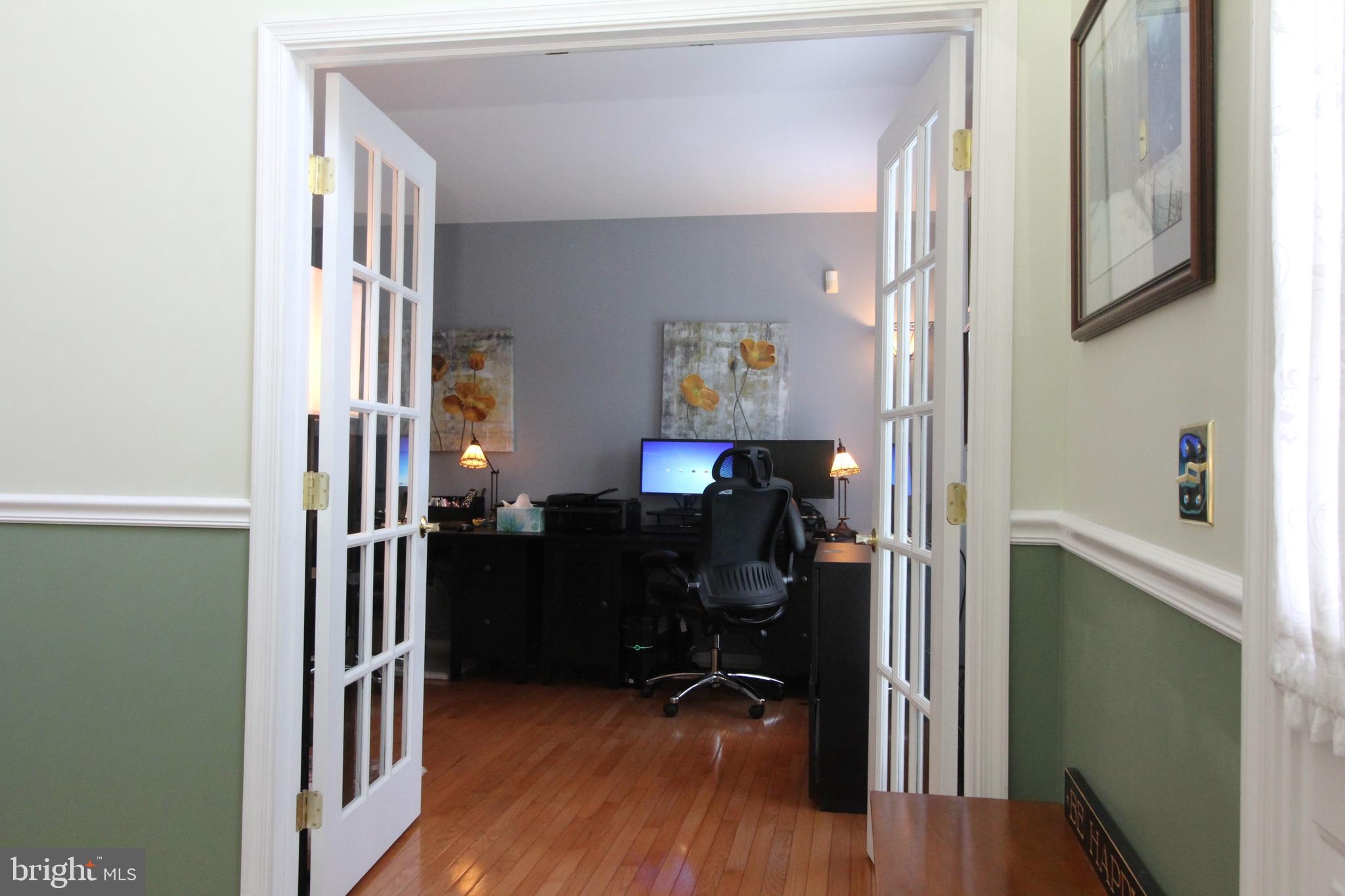 FOX POINT - Residential