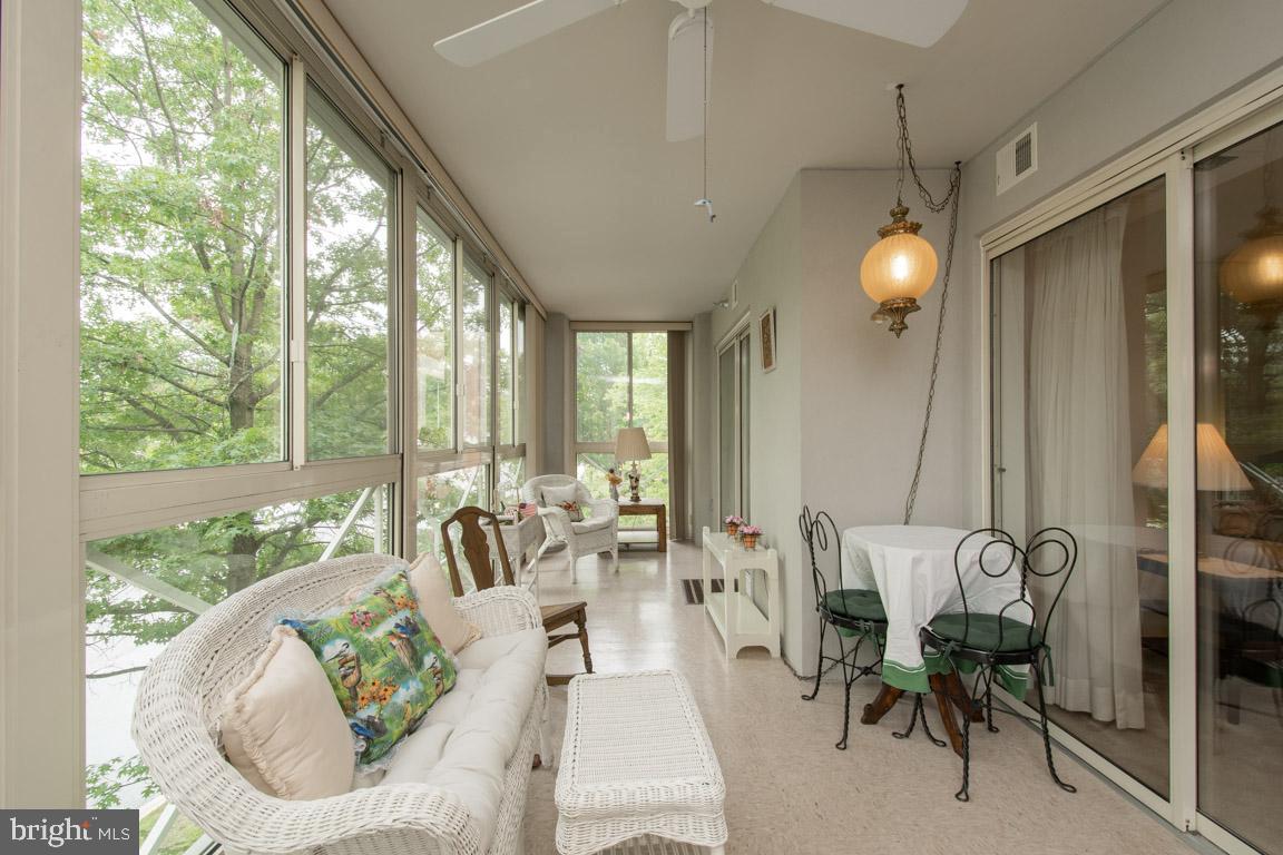 LEISURE WORLD - Residential