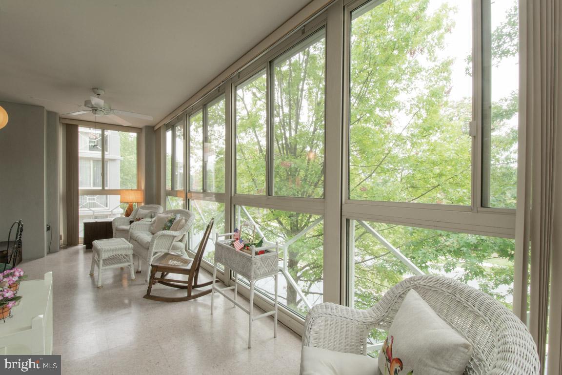 LEISURE WORLD - Residential