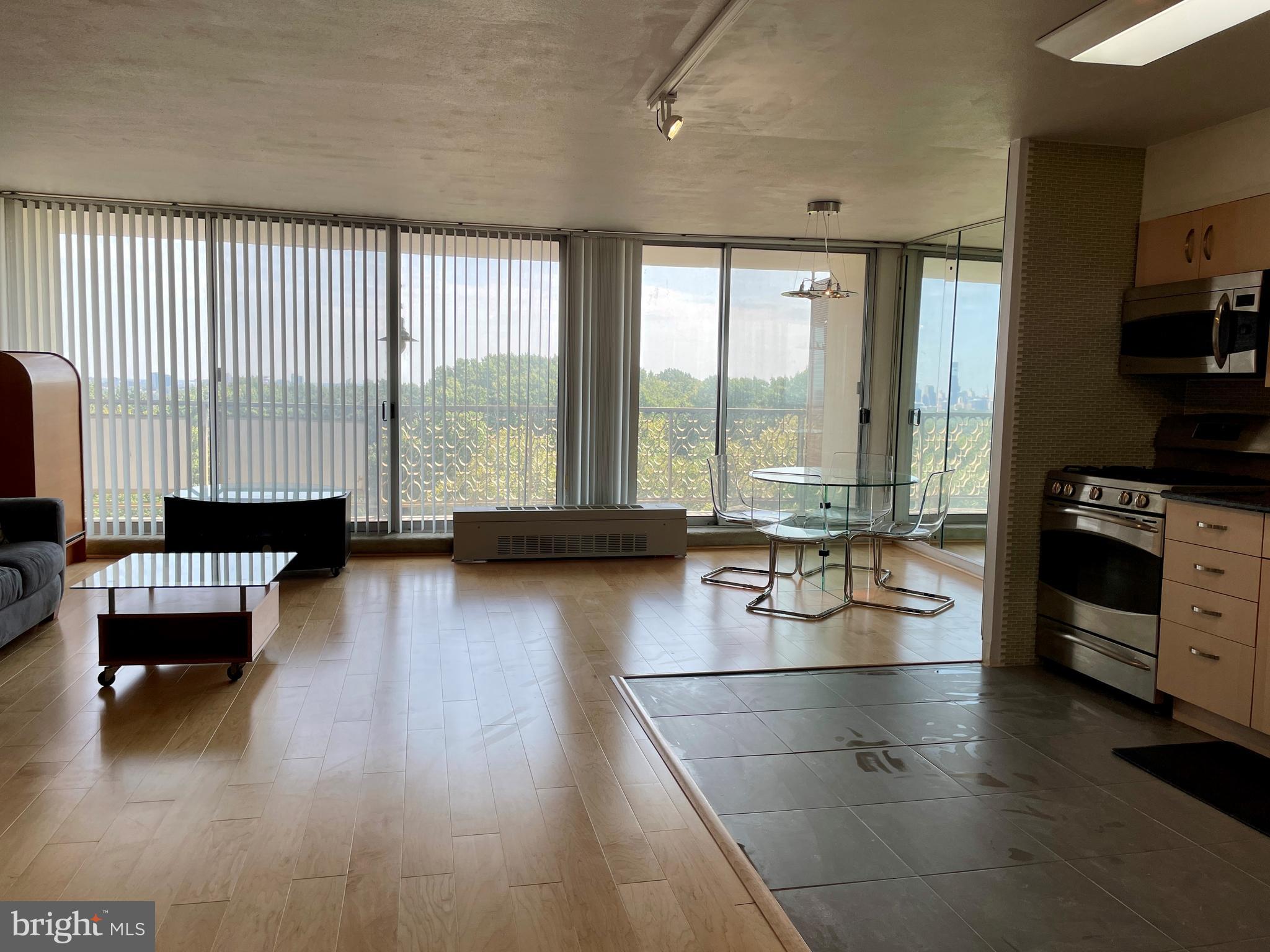 3900 FORD ROAD 15L