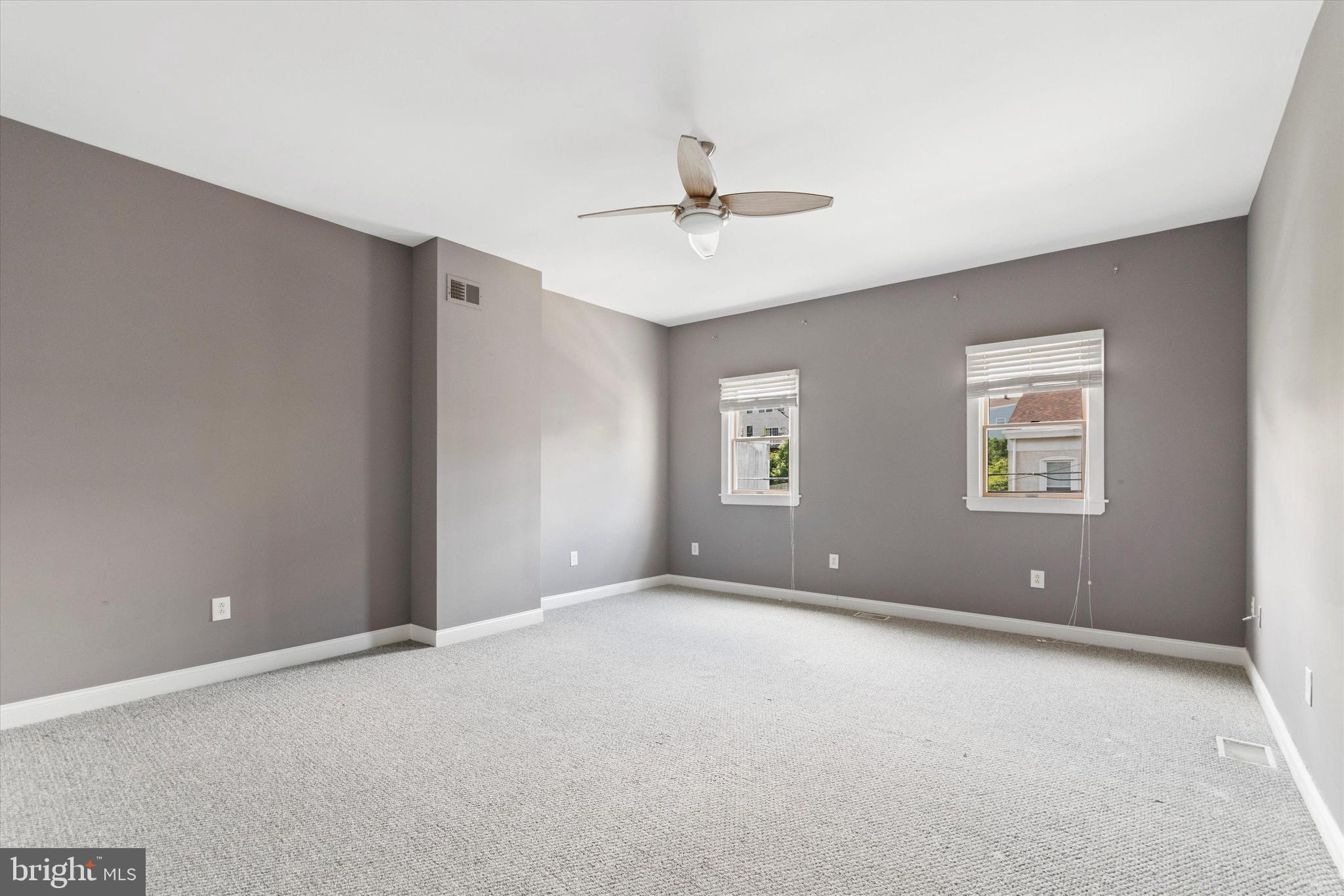 ROXBOROUGH - Residential