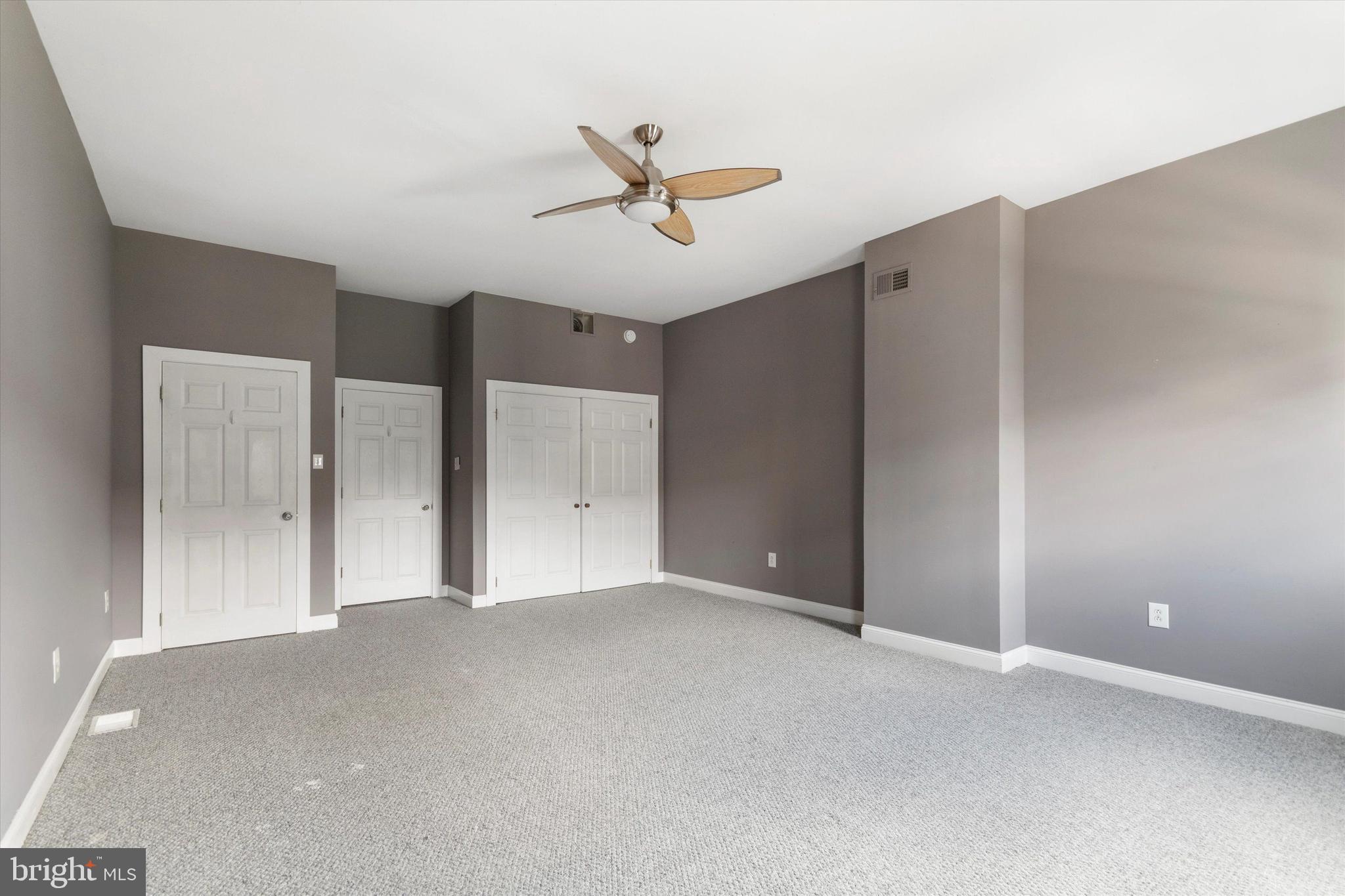 ROXBOROUGH - Residential