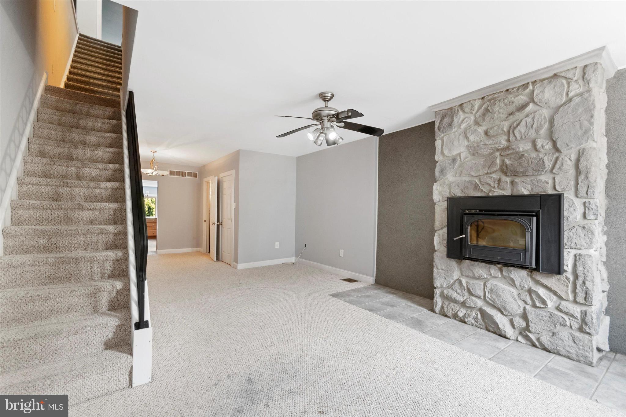 ROXBOROUGH - Residential