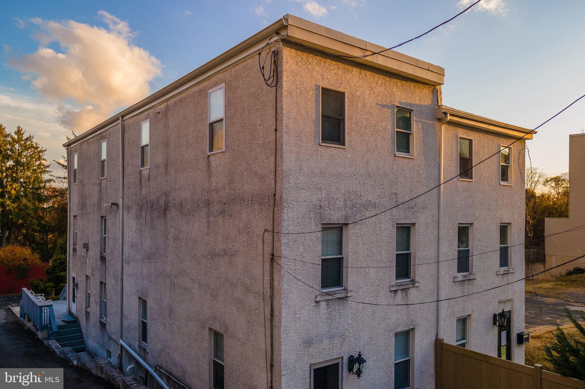 273 DELMAR STREET