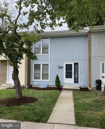 CROFTON MEADOWS - Residential