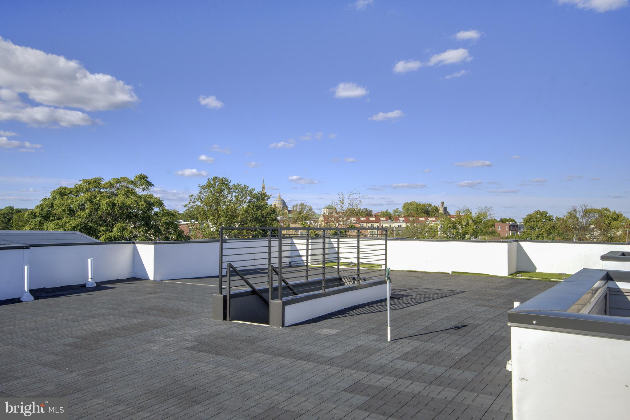 EDGEWOOD - Residential