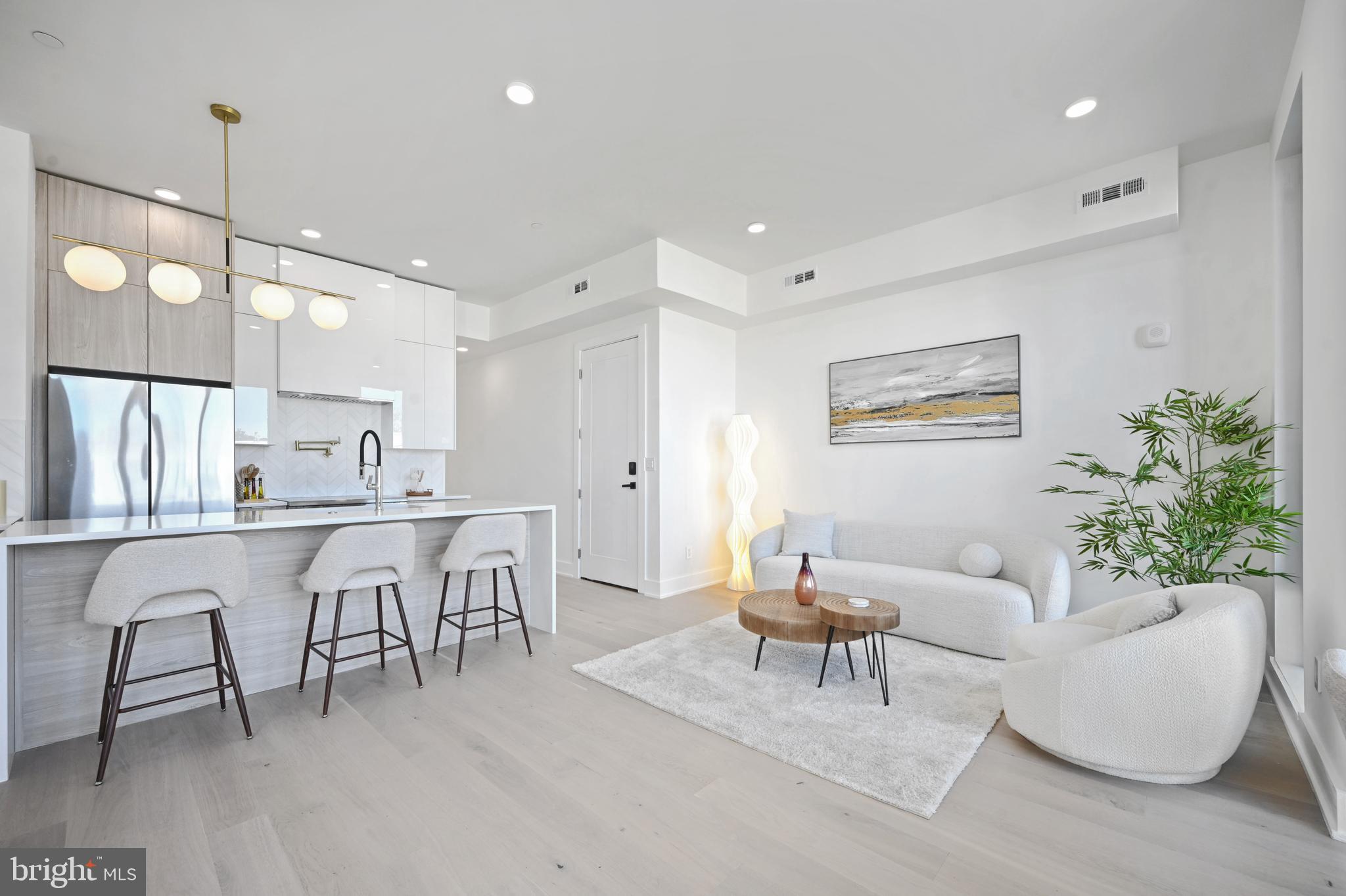 EDGEWOOD - Residential