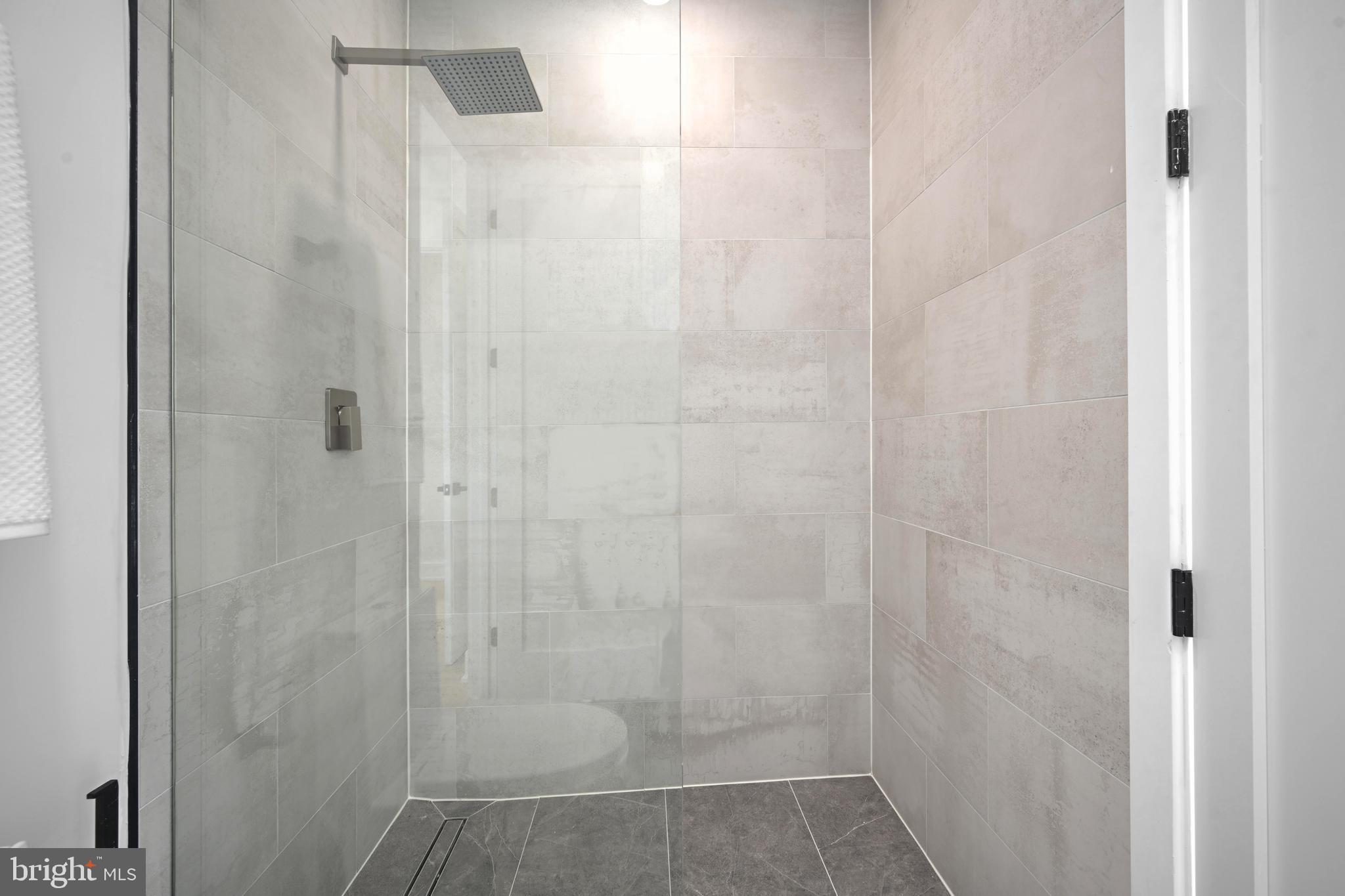 EDGEWOOD - Residential