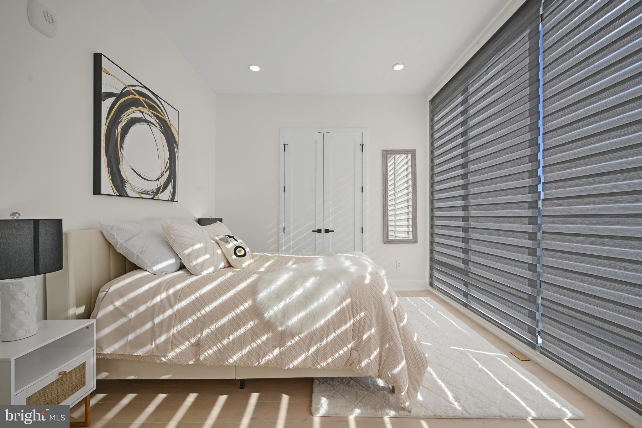 EDGEWOOD - Residential