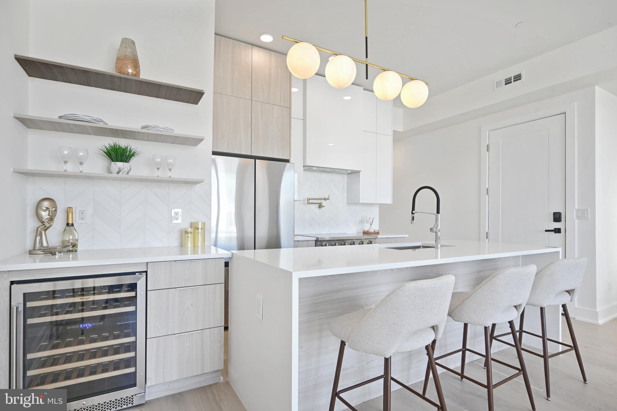 EDGEWOOD - Residential