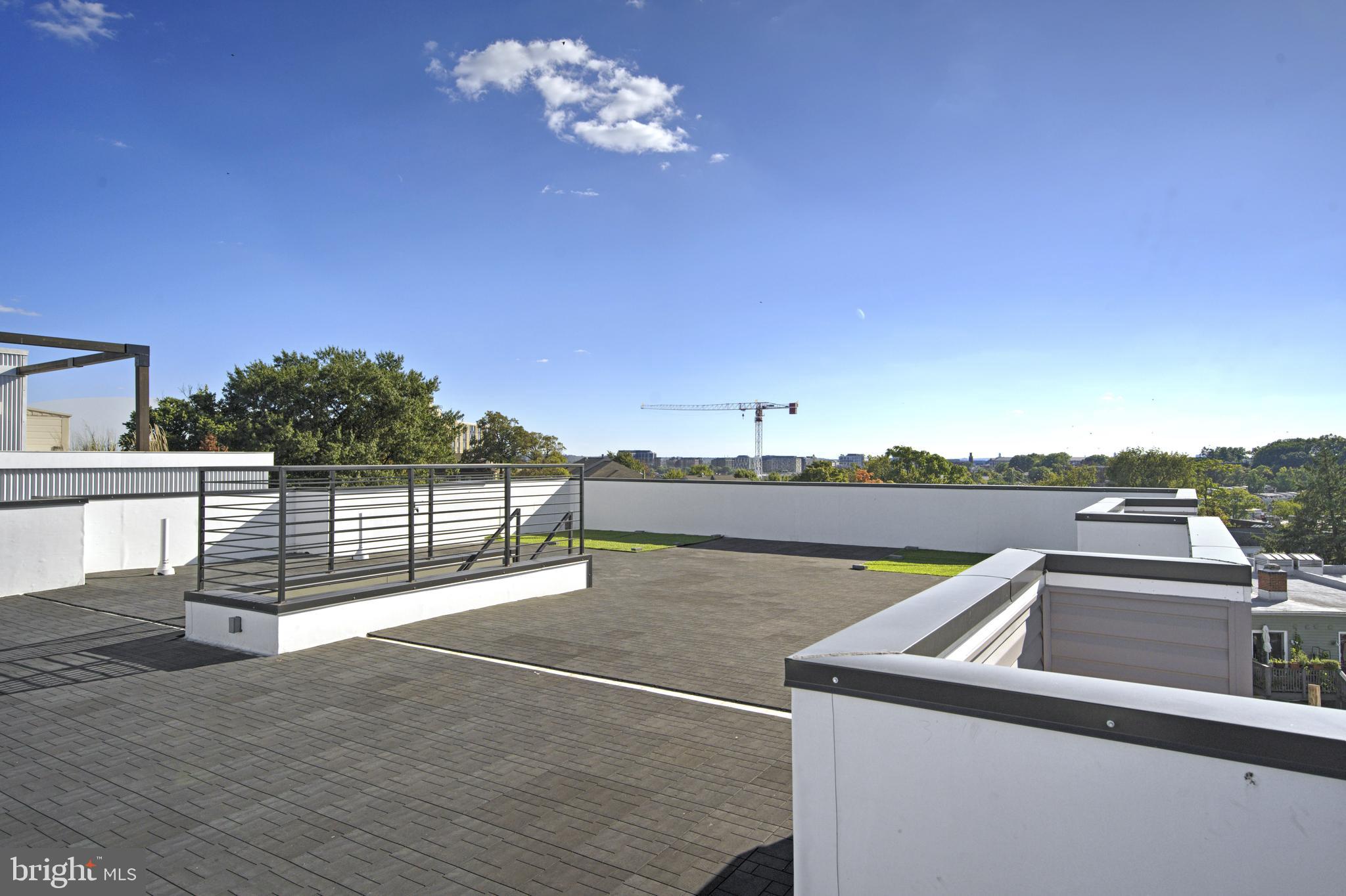 EDGEWOOD - Residential