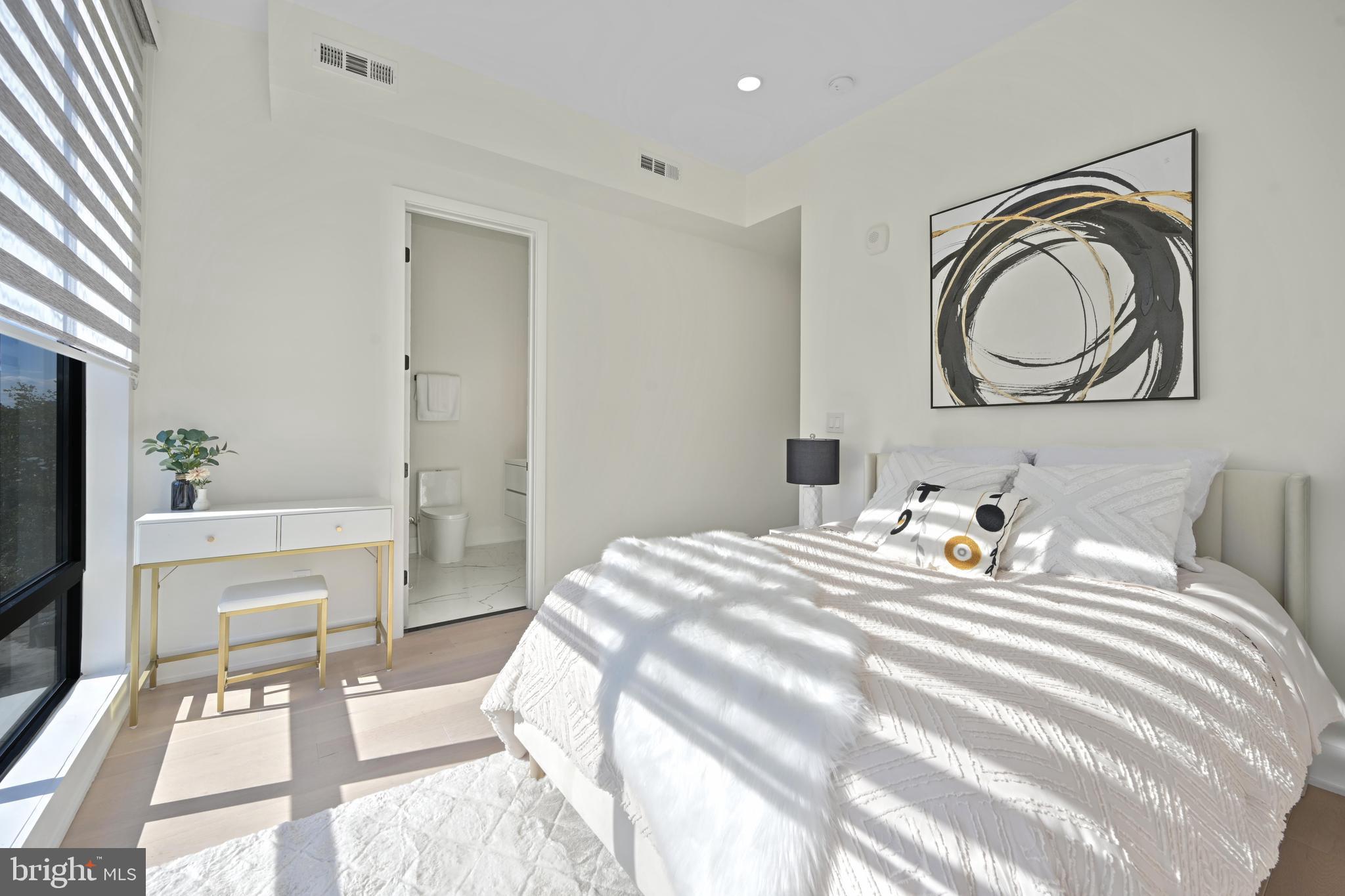 EDGEWOOD - Residential