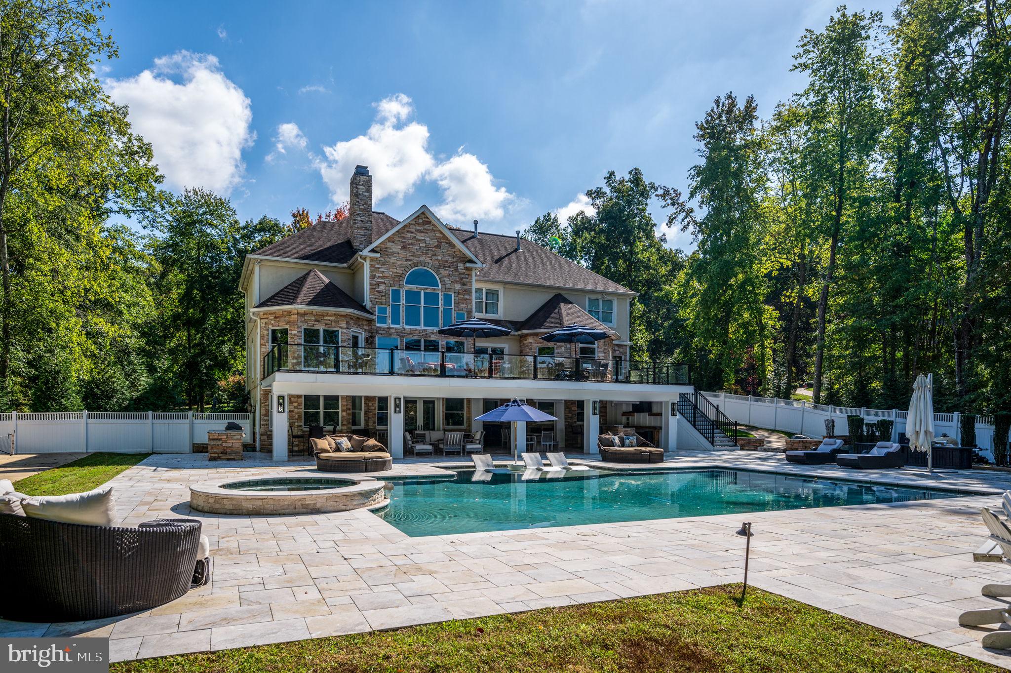 FAWN LAKE - Residential