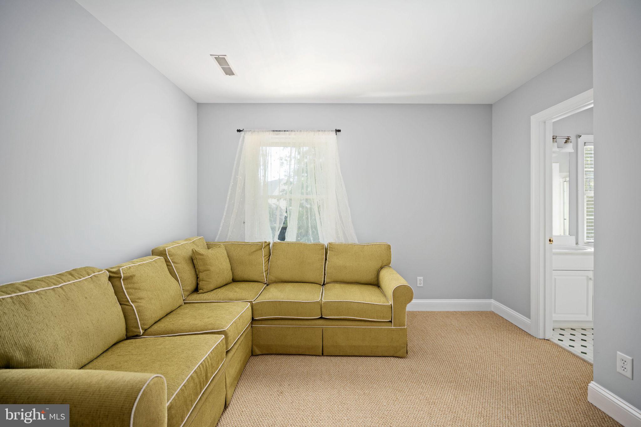 FAWN LAKE - Residential