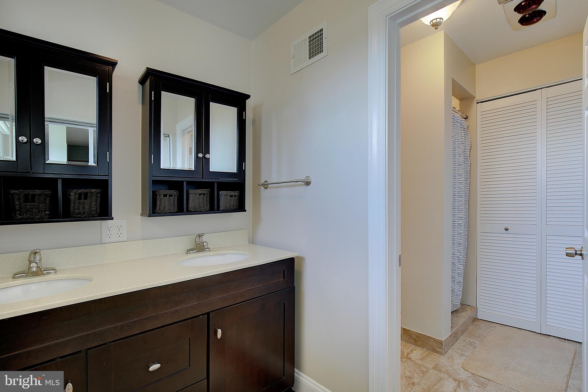 VENTNOR - Residential